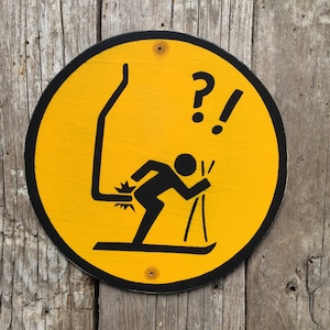 Segnale di avvertimento seggiovia / Cartello stampato sullo schermo fatto a mano / Cartello della stazione di Ski Hill / Cartello divertente per lo ski lodge / Segno vintage / sciistico