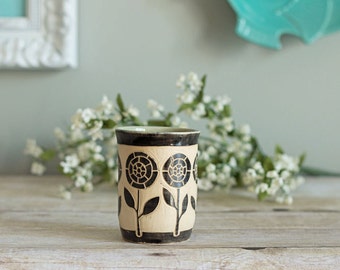 Ceramic Juice Cup / Sgraffito / Mint Green