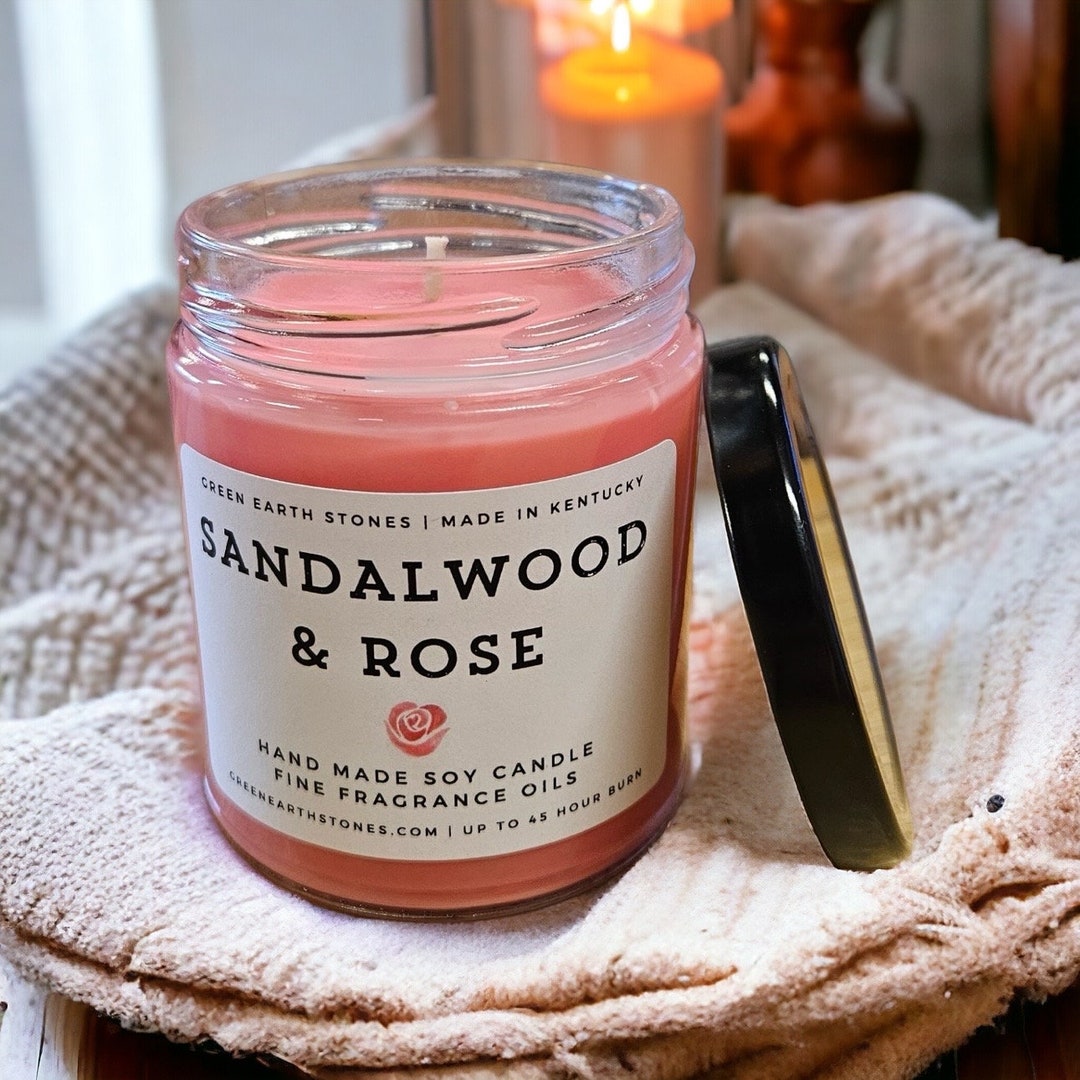 Scalloped Champagne & Rose Soy Candle main image 0