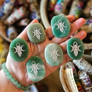 Spiral Goddess Palm Stone, Green Aventurine, Goddess, Feminine Divine, Pagan, Wiccan, Psychic Stone,