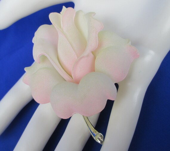 Vintage Delicate Celluloid Large Peace Rose Brooc… - image 5