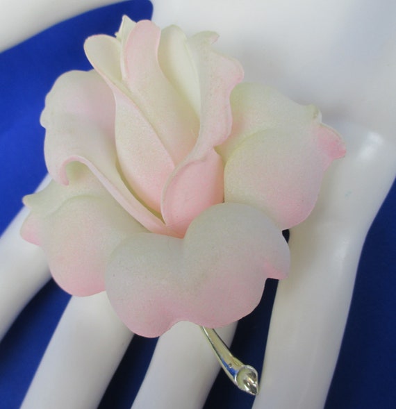 Vintage Delicate Celluloid Large Peace Rose Brooc… - image 4