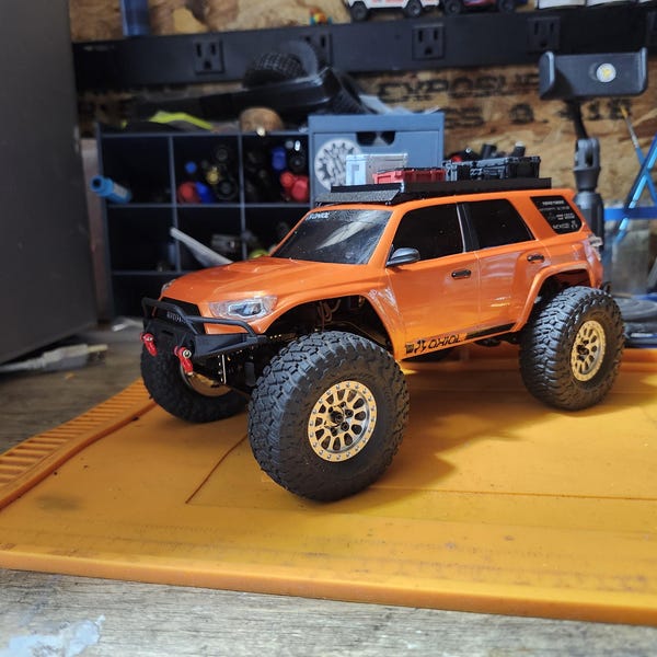 Scx24 4runner roof rack with accessories