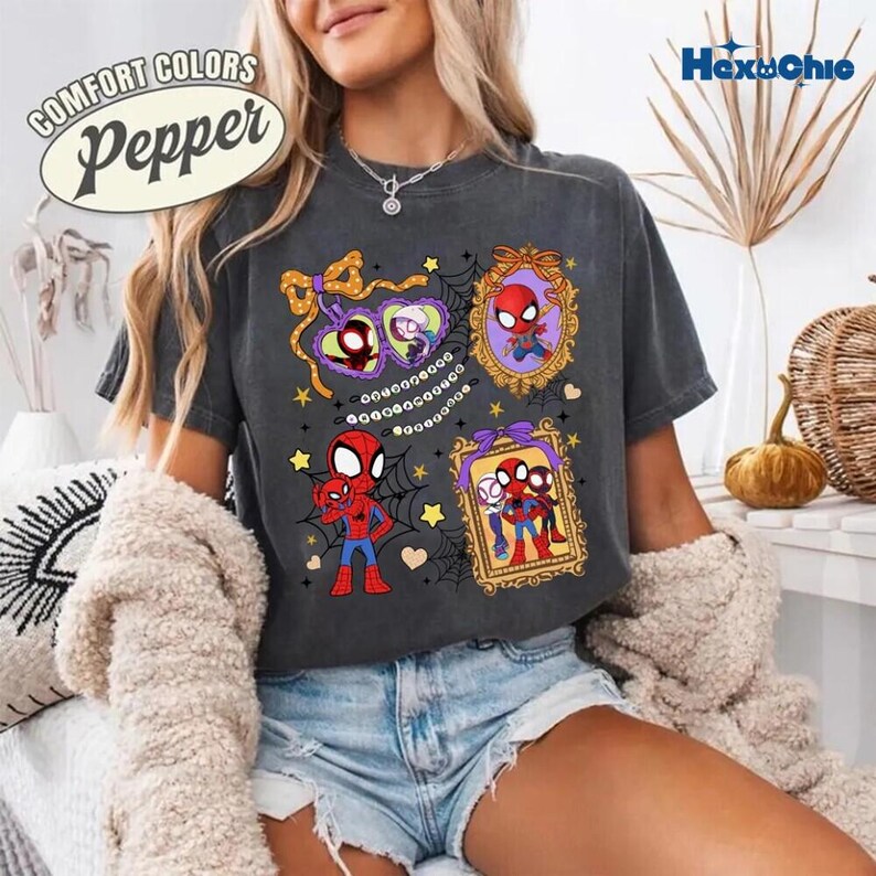 Disneyland Spider Movie Shirt, Comfort Colors Halloween Tee 2026, Retro Spidey Halloween Shirt, Spooky Season Shirt, Halloween Costume Tee immagine 2