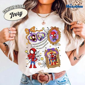 Disneyland Spider Movie Shirt, Comfort Colors Halloween Tee 2026, Retro Spidey Halloween Shirt, Spooky Season Shirt, Halloween Costume Tee immagine 1