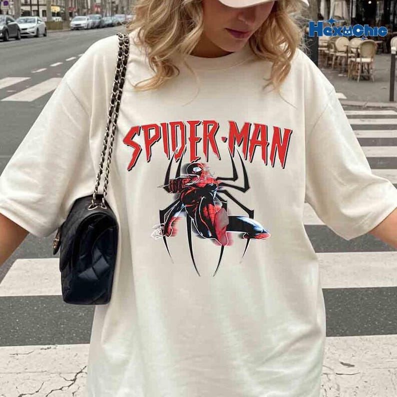 Vintage Amazing Spider-Man Comfort Colors Shirt, Retro Marvel Comics Cover Tee, MCU Fan Gift, Pink Spiderman Graphic Shirt, Marvel Trip Tee Bild 3