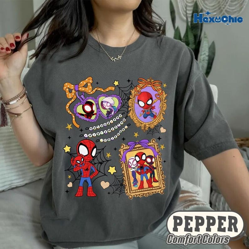 Disneyland Spider Movie Shirt, Comfort Colors Halloween Tee 2026, Retro Spidey Halloween Shirt, Spooky Season Shirt, Halloween Costume Tee immagine 3