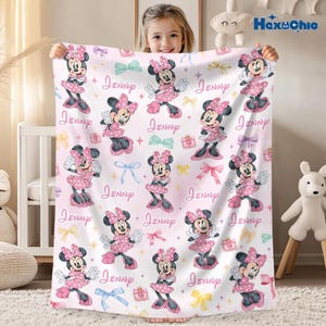 Personalized Minnie Mouse Blanket, Custom Name Disneyland Minnie Blanket, Disneyland Blankets, Minnie Birthday Gifts, Custom Name Blanket image 3