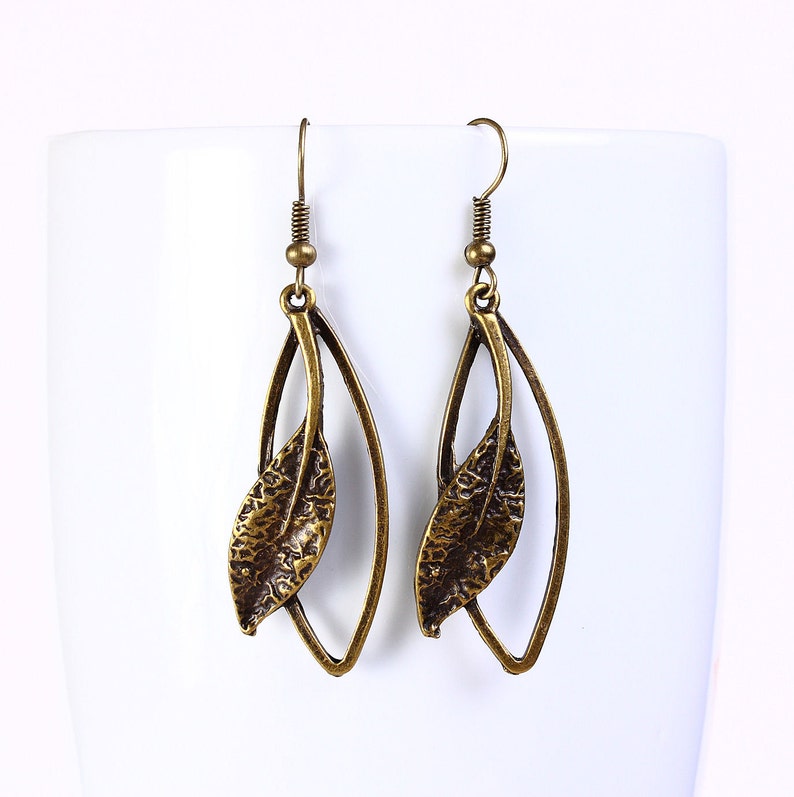 Antique Brass Leaf Drop Dangle Earrings 557 Etsy
