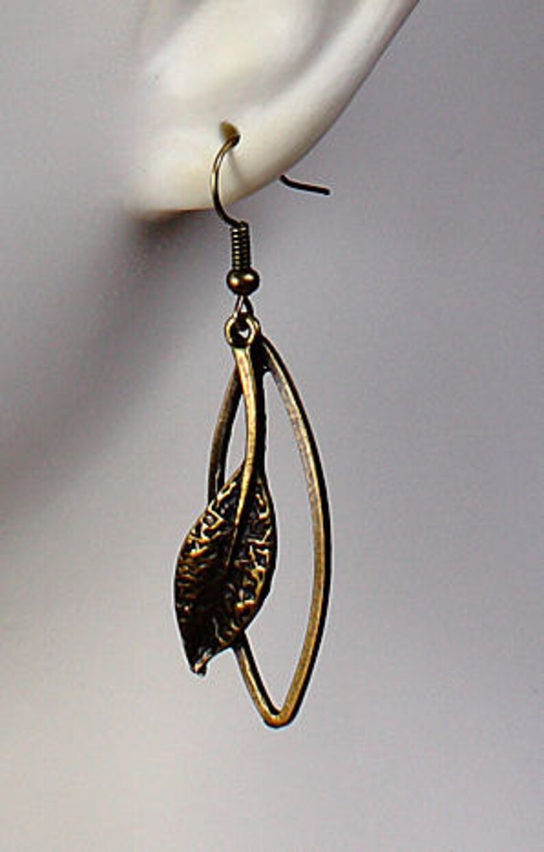 Antique Brass Leaf Drop Dangle Earrings 557 Etsy