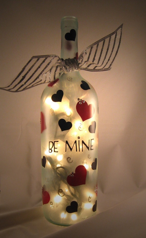 Items similar to Valentine Lighted Wine Bottle - Be Mine ...