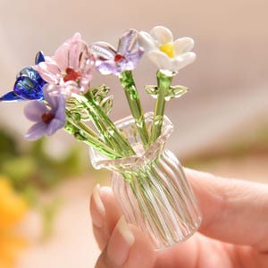Geburtsmonat Blumen-Mini Glas Blumenstrauß Set, handgefertigte Glasfigur,Mini Blumenfigur,Wohnkultur Geschenk für Mama,Glas Gänseblümchen Blume