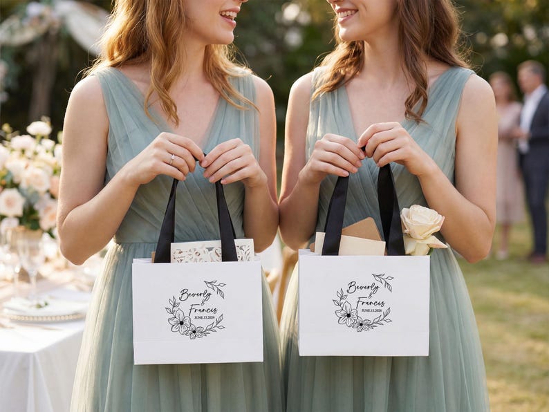 Personalisierte Name Geschenktaschen, Hochzeit Willkommen Taschen, Danke Geschenktaschen, Brautjungfer Geschenktaschen Bild 8
