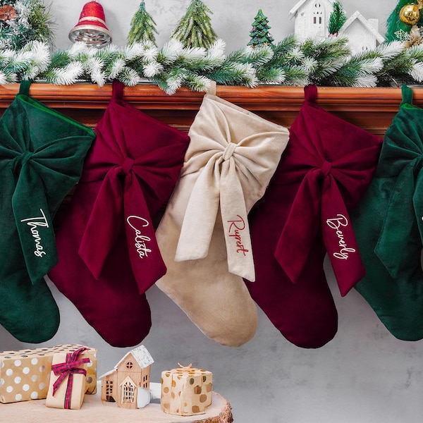 Medias navideñas con lazo personalizado, medias familiares bordadas 2025, medias navideñas de terciopelo, medias navideñas para regalar, decoración navideña