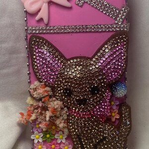 Womens Chihuahua cigarette case, cigarette pack holder, cigarette box 100 or reg size cigarettes