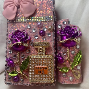 Womens cigarette case, cigarette pac holder, cigarette box 100s