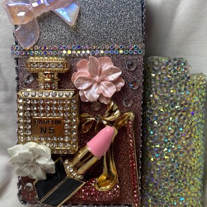 Womens cigarette case, cigarette pac holder, cigarette box 100s with lighter sleeve