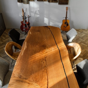 Table à manger en chêne - table en résine époxy, bureau en bois, table de salle à manger, table artisanale, st.vol
