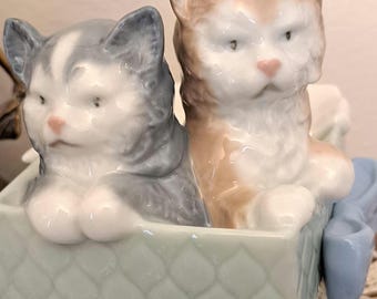 LLADRO リヤドロ　ナオ　猫　女の子　ヴィンテージ　陶器　置物　インテリア LLADRO リヤドロ ナオ 猫 女の子 ヴィンテージ 陶器 置物 インテリア