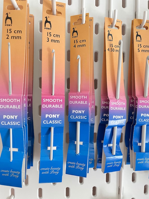 Crochet Hooks  2mm-5mm - Assorted PONY