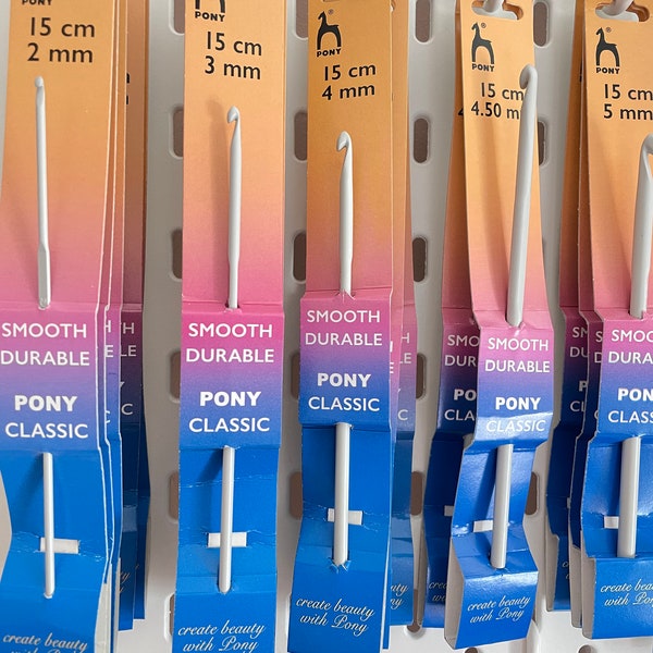 Crochet Hooks  2mm-5mm - Assorted PONY