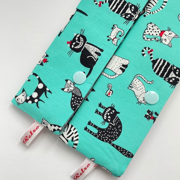 Cat Knitting sock needle case in Retro Blue fabric for Double Pointed Sock Knitting Needles