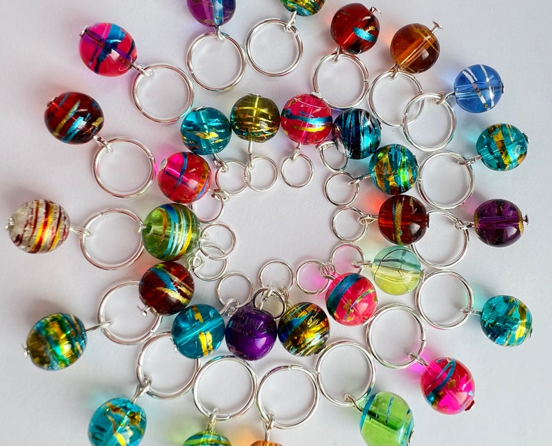 Rainbow Stitch Markers for Knitting, Glass BOMBAY SUMMER image 10