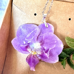 Real Orchid Pendant, Resin Orchid Necklace, Orchid Jewelry, Real Flower Pendant, Handmade Flower Jewelry, Gift for Her, Perfect Gift