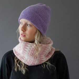 Fairisle Lambswool Snood Pink