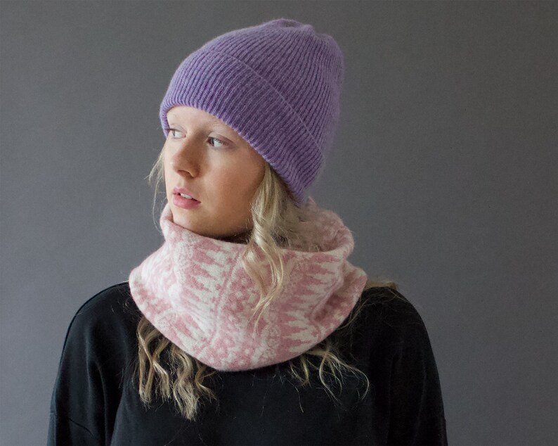 Fairisle Lambswool Snood Pink