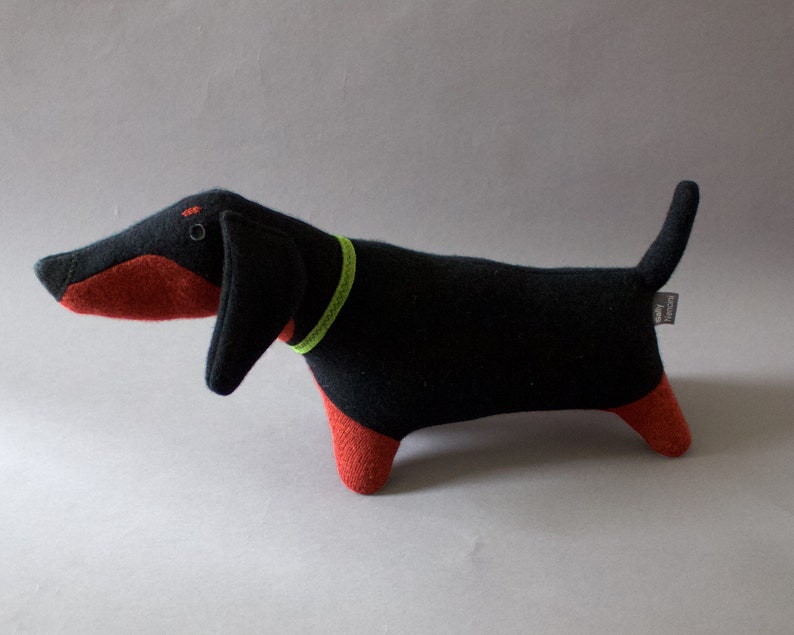 Knitted Lambswool Dachshund Dog Black & Tan