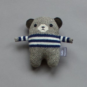 Mini Bears in Knitted Lambswool Navy/Ecru