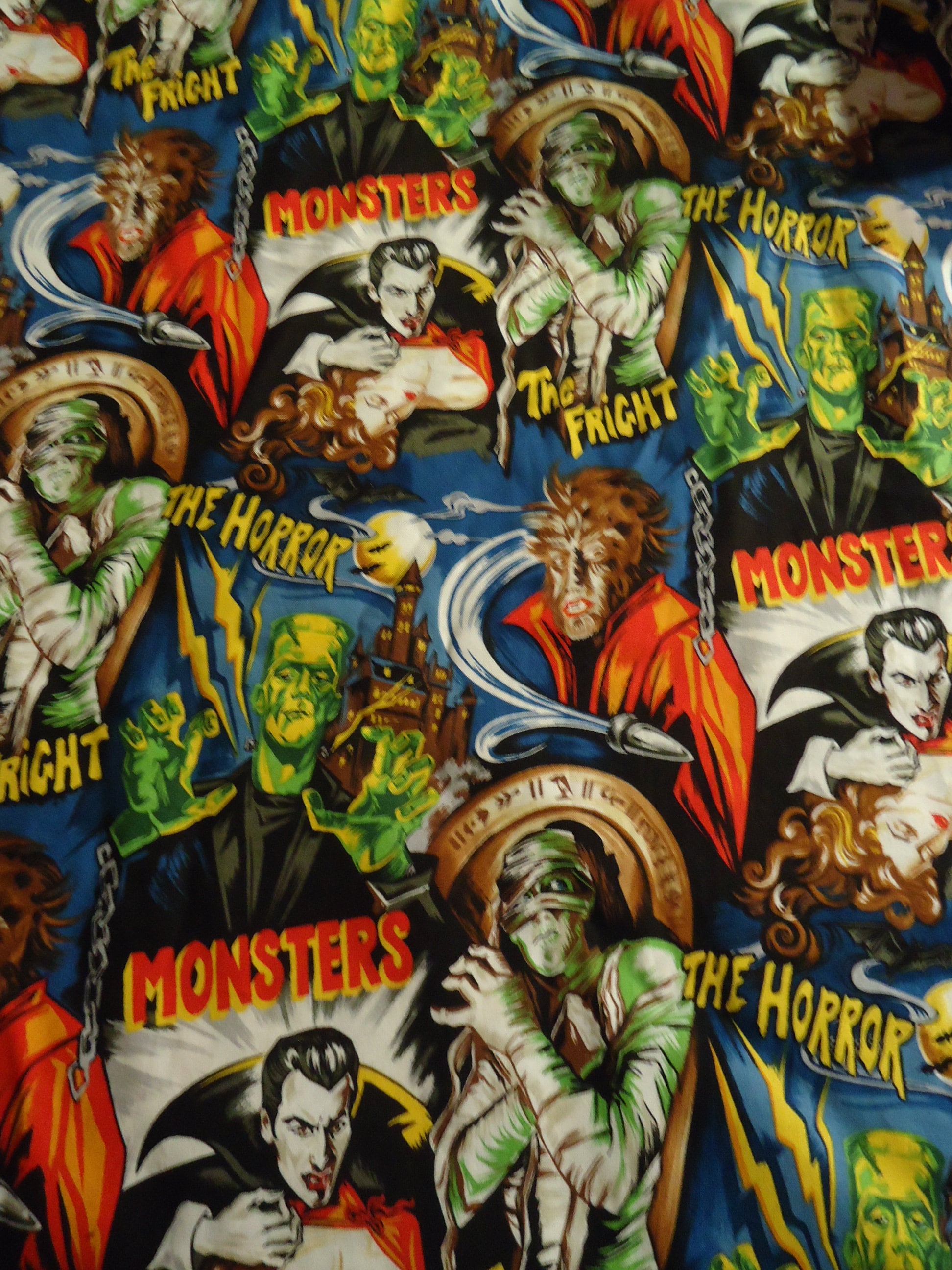 悪魔の毒々モンスター　世紀末絶叫バトル　 Tシャツ&パンフ、フライヤーセット 悪魔の毒々モンスター新世紀絶叫バトル - 映画チラシのデビッドさん