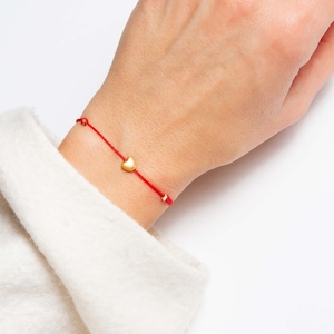 Three Bead String Bracelet Red / X-Small