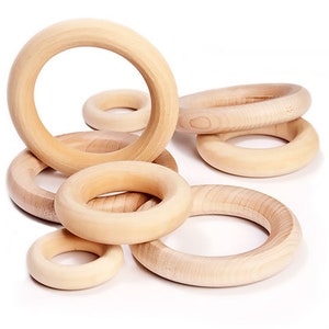 Wood Craft Rings DIY Wooden Napkin Rings Baby Wood Rings Bottle Toss Game Rings Natural Wood Rings for Crafts & Table Décor DIY Craft