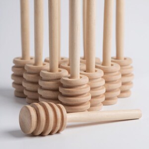 Bulk Wood Honey Dipper Set Bulk Kitchen Utensil Wedding Favor Idea Rustic Party Decoration Table Accessory Honey Jar Gift Idea Baby Shower