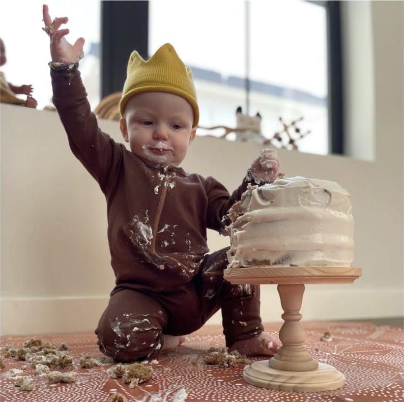 Small Cake Stand One Year Old Pics Cake Smash Birthday Party Cake Stand Modern Farmhouse Riser Home Decor Rustic Wooden Cake Stand for Baby image 4