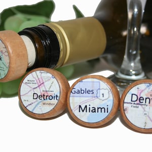 QTÉ 1 - Bouchons à vin carte du monde, Denver, Détroit, Miami, New York et plus encore, bouchon à vin Globe, cadeau de fête, cadeau de mariage, bouchon à vin