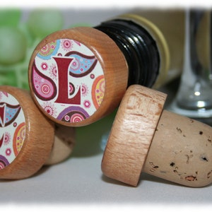 QTY 1-Paisley Wine Stoppers, Cork Wine Stopper, Wedding Wine Stopper, Lettered Gift, Thank You Favors, Gifts Under 10, Wine Gift,Party Favor