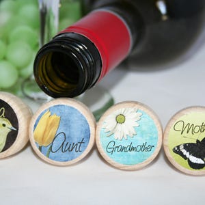 QTY 1 Mother, Aunt, Nana, God Mother Wine Stoppers, Family Gift, Mothers Day Gift, Wine Lover, Cork Stopper, Wedding Gift, Aunt Gift image 2