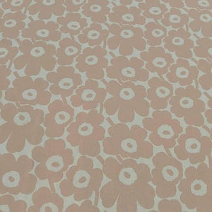 Tela de algodón Mini Unikko exclusiva de Marimekko: edición limitada japonesa, diseño floral rosa claro, 50 x 145 cm