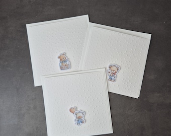 14x14 cm Minimalistische Valentinstags- oder Geburtstagskarte mit süßem Bären-Motiv – inklusive Umschlag