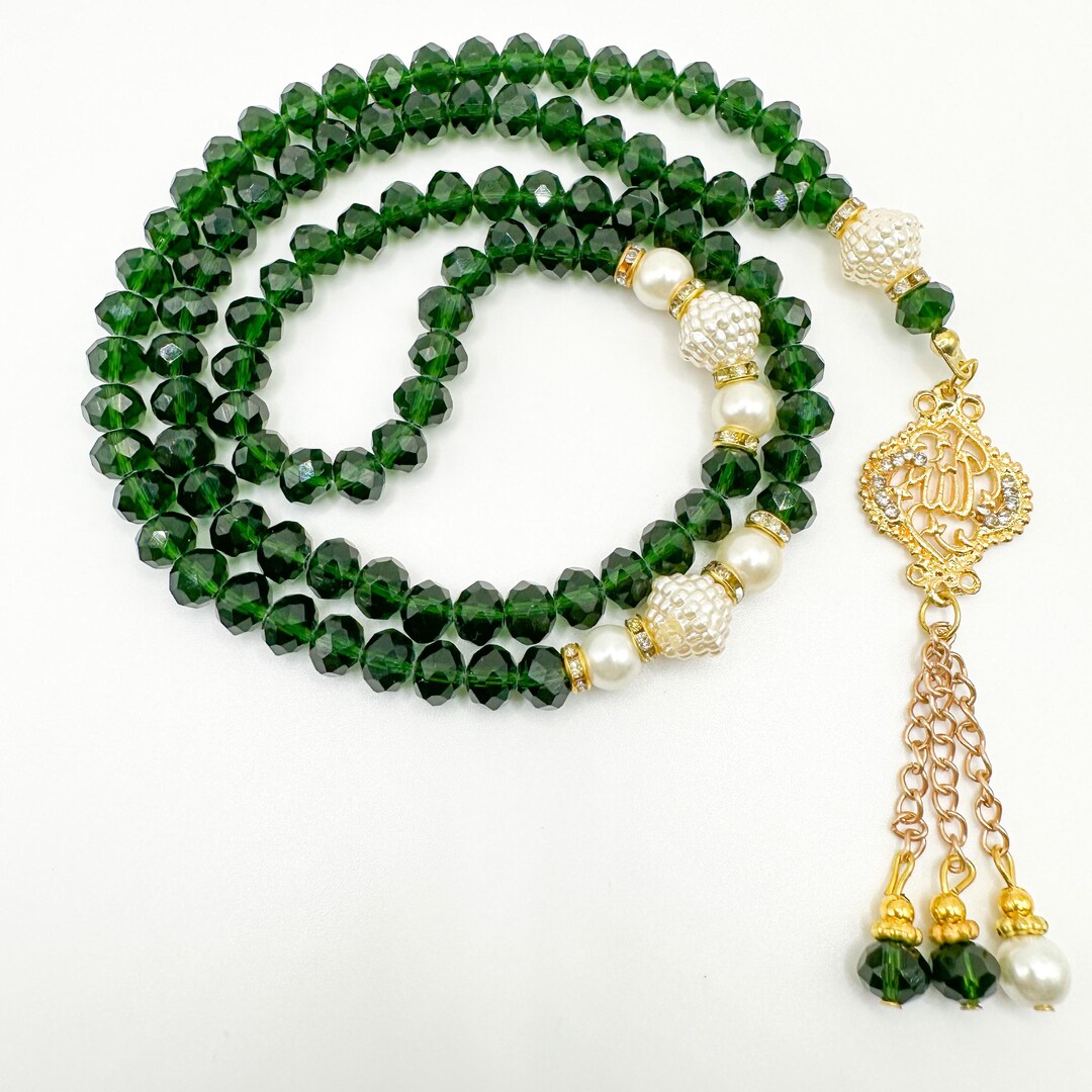 Authentic Emerald Crystal Islamic Prayer Beads Featuring 99 Beads Authentic Emerald Crystal Islamic Prayer Beads Featuring 99 Beads