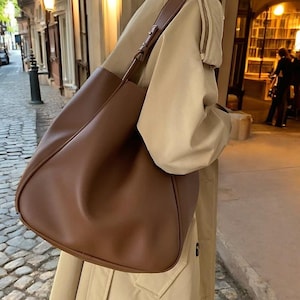 高級トートバッグ 女性トレンド 大容量 女性用ショルダーバッグ 高品質 PU レザー シンプル デザイナー 女性用ハンドバッグ