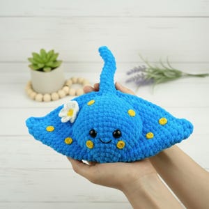 Crochet Stingray Pattern: Amigurumi Ray Plush Toy (PDF Beginner Friendly Design)