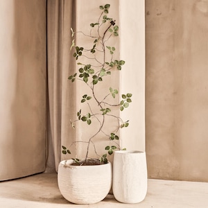 Green Vines Decor Artificial Garland Faux Greenery Green Ivy Hanging Plant Faux Leaves with Clips For Wall Room Table and Wedding Decoration