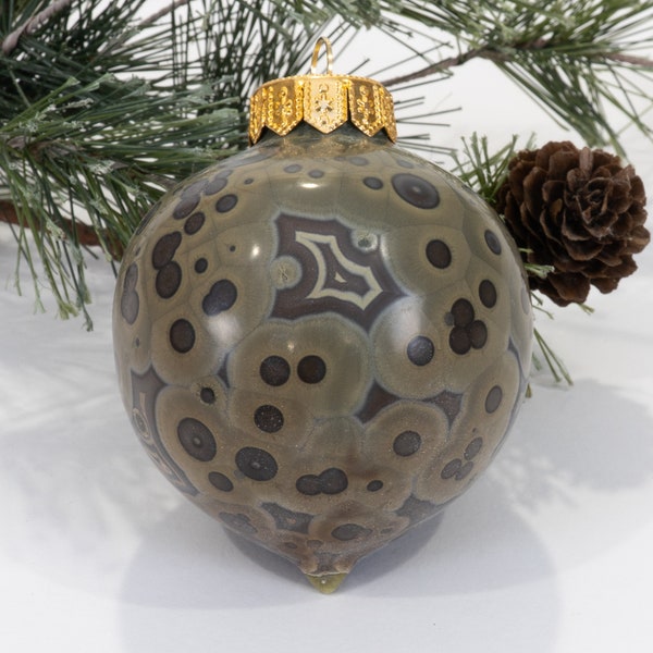 Bauble Ornament #220923