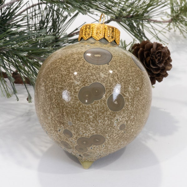 Bauble Ornament #220927