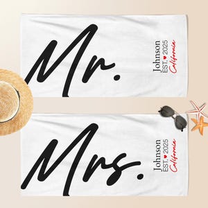 Personalized Mr&Mrs Beach Towels, Custom Wedding Gift, Honeymoon Towel Set, Couple Beach Towels, Anniversary Gift, Bulk Order, Newlywed Gift