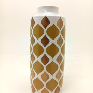 Elegant 1970s vase, Weimar porcelain, height: 25 cm, rare